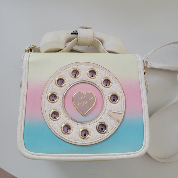 Betsey johnson phone purse pastel - Picture 1 of 2